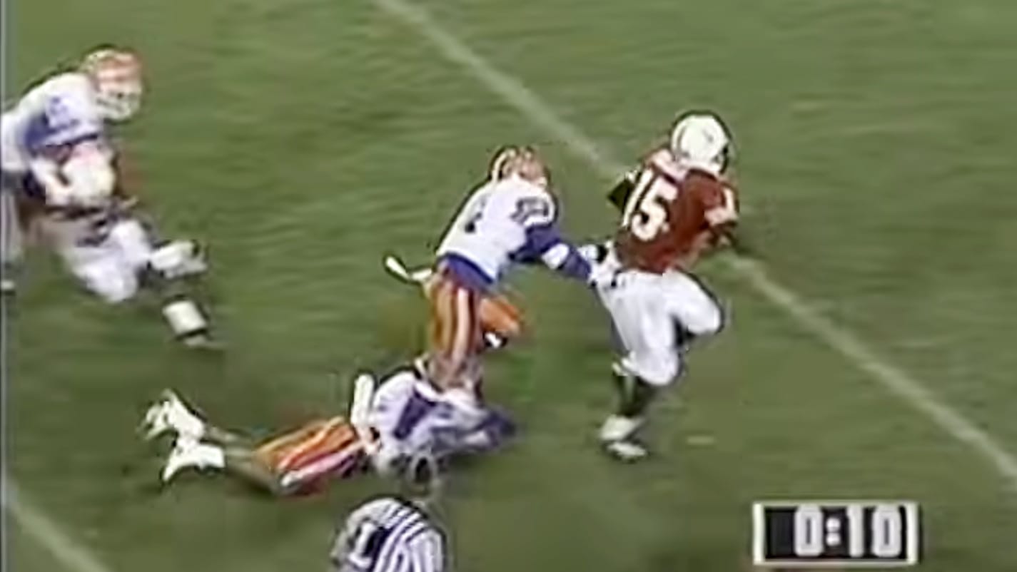 In the third quarter, Nebraska quarterback Tommie Frazier broke multiple Florida tackles on a 75-yard touchdown run.