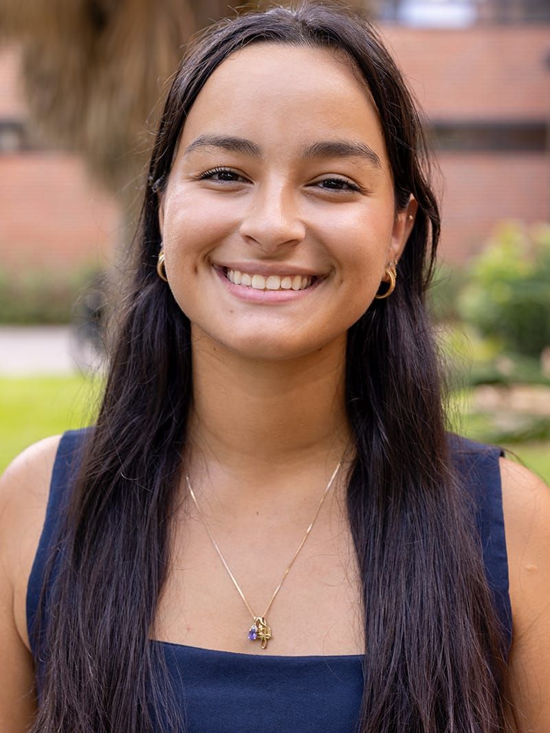 Ariana Pedraza