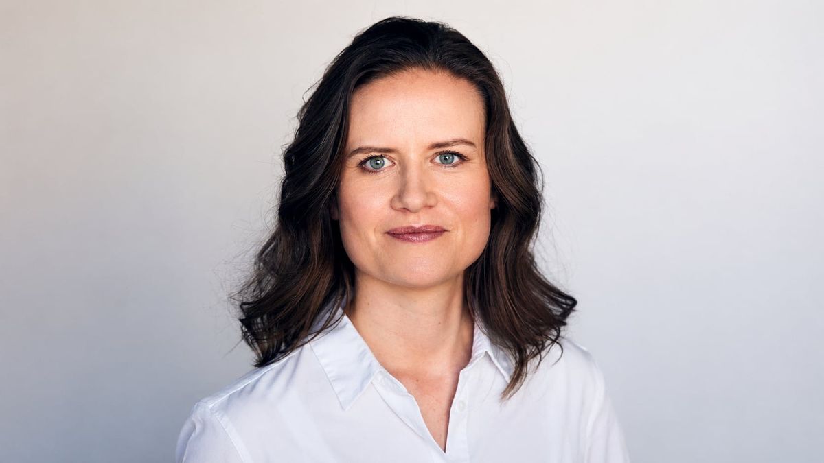 Hun byggede en fuldt booket forretning uden at netværke