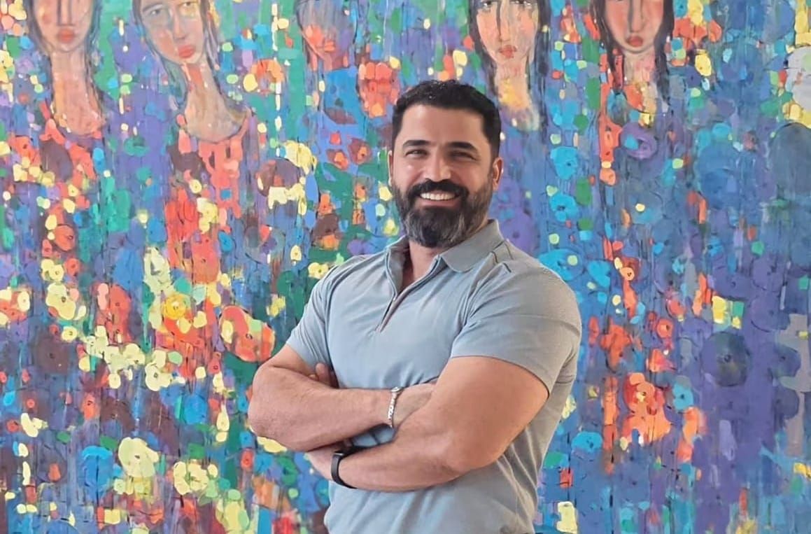 THUALFEKAR KHDHR CELUI QUI N’A JAMAIS QUITTÉ LA SCÈNE