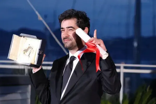 Shahab Hosseini Le visage intérieur. L’art du doute comme puissance dramatique