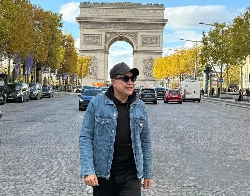Hakim, une relation scénique durable avec le public parisien