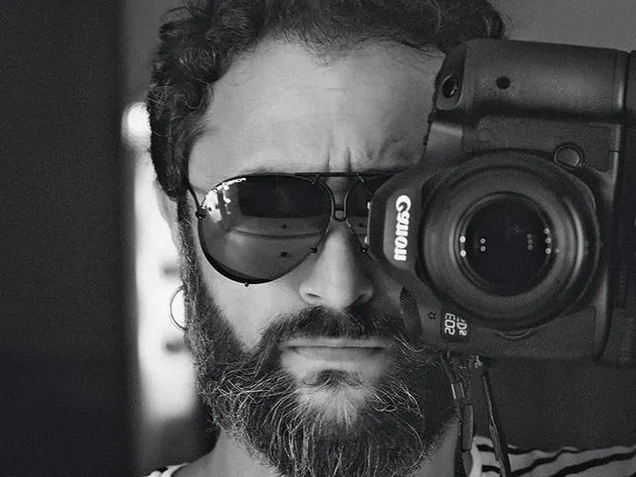 Sharbel Bou Mansour Celui qui ne capture pas l’image, mais fabrique la croyance visuelle