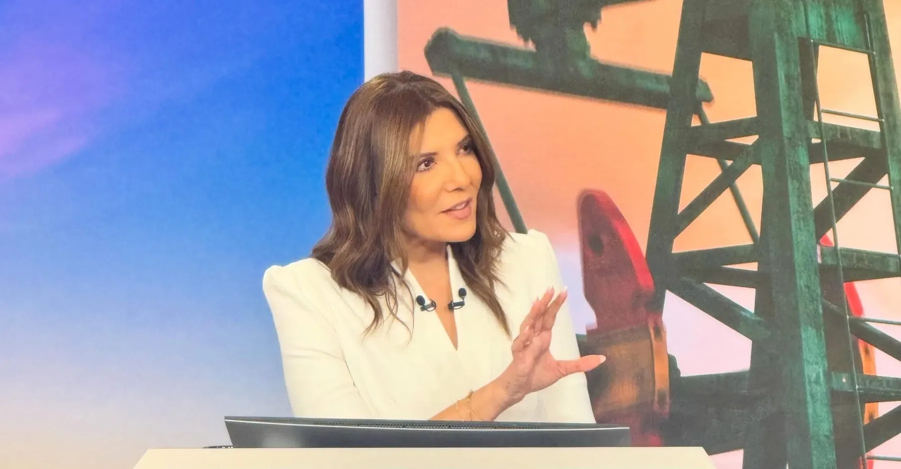 Une des pionnières du journalisme économique et financier dans le monde arabe : Maya Hajij quitte « Asharq Bloomberg » vers l'espoir d'un avenir plus beau