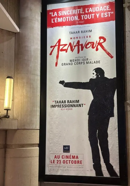 Monsieur Aznavour Quand la France se raconte avec une âme venue d’ailleurs