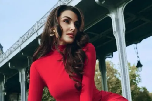 Hande Erçel, Paris comme scène visuelle : quand l’image dépasse l’écran