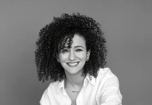Dana Alhanbali, ou l’éthique de la parole dans un monde saturé de bruit