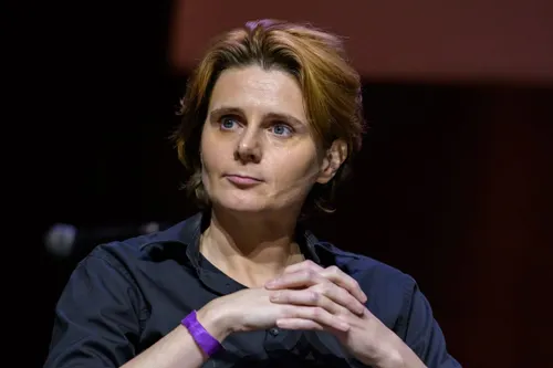 Caroline Fourest Lire le monde là où il se dissimule