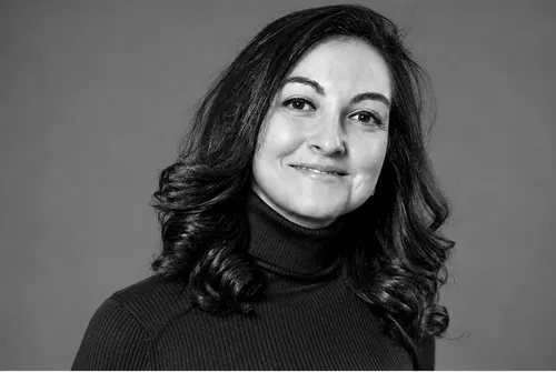 Zineb Mekouar : une voix marocaine qui s’impose dans la littérature francophone