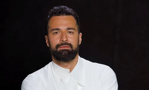 Ahmed Hatem Le visage de la génération orientale intelligente vers la mondialité