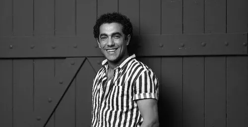 MOHAMED ADEL L'acteur qui n'a jamais quitté la scène