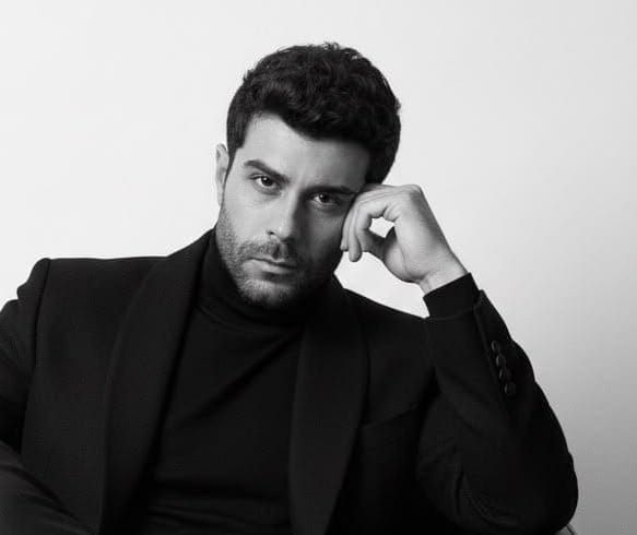 MOHANAD HOSNY L’art de ne jamais être deux fois le même