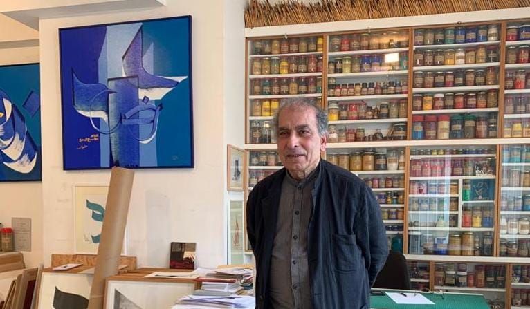 Hassan Massoudy : le maître irakien des couleurs et du souffle, entre Bagdad et Paris