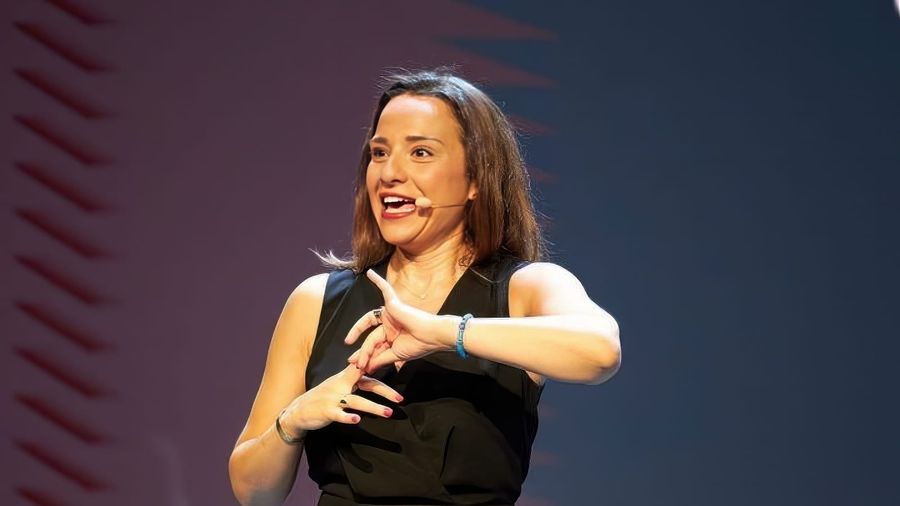 Coco Makmak et la comédie transméditerranéenne : rire depuis l’entre-deux