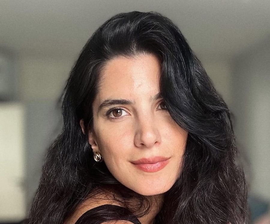 Carmen Bsaibes habiter l’image avec la force discrète du silence