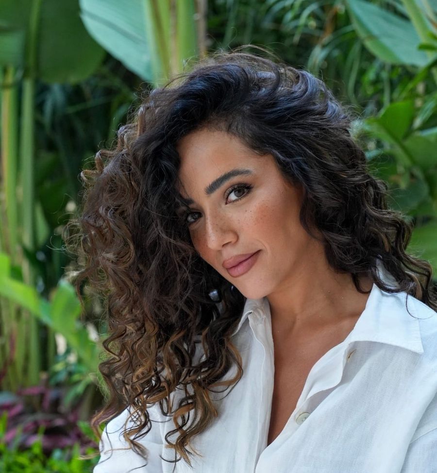 AYA SALIM REJOINT OFFICIELLEMENT L’ÉCOSYSTÈME CRÉATIF DE T MEDIA GROUP PARIS