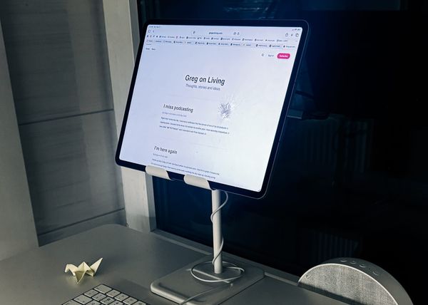 Image of: I broke my iPad – and it’s not as bad as it looks