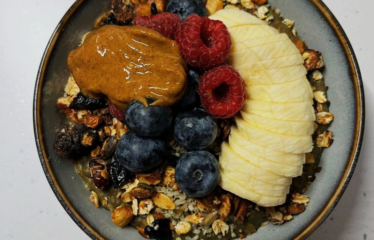What to eat, when to eat it - your race fuelling options 🩷