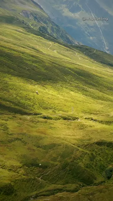 Drohnenaufnahme über dem Col de Balme oberhalb von Le Tour