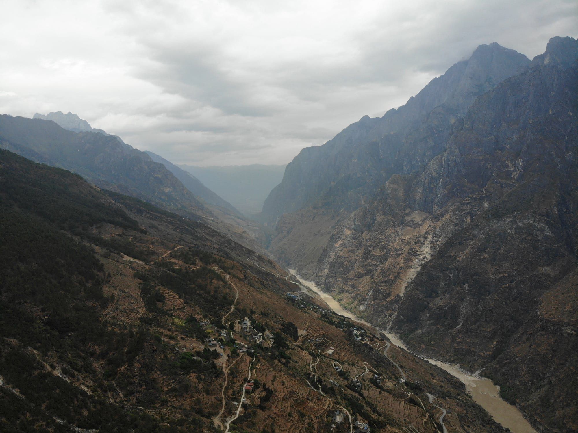 Tiger Leaping Gorge with Kids: What Three Hours of Climbing Actually Looks Like