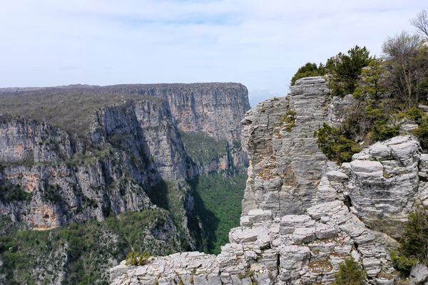 Vikos Gorge rim view — vertical limestone walls and the deepest canyon in Europe, Zagori