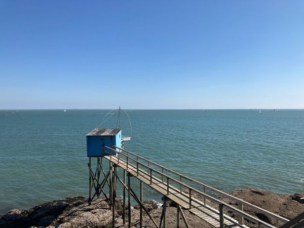 Pornic Travel Guide: Beaches, Carrelets & the Jade Coast