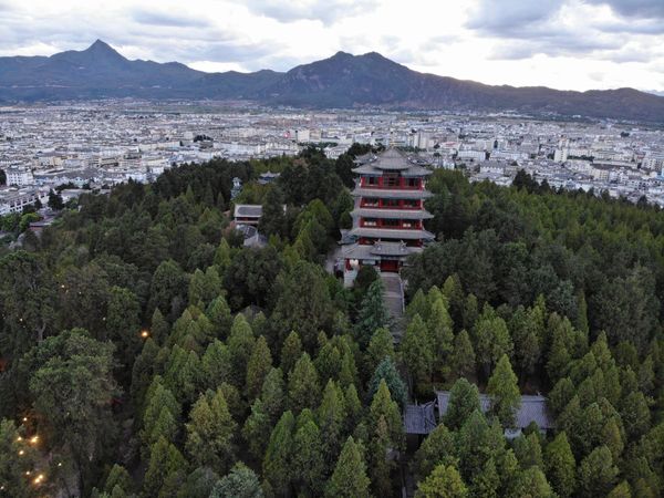 Lijiang and Shangri-La: Old Town Roofs and the Tibetan Plateau