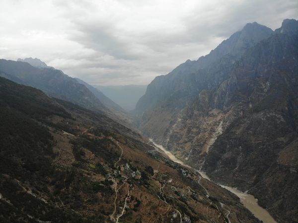 Tiger Leaping Gorge with Kids: What Three Hours of Climbing Actually Looks Like