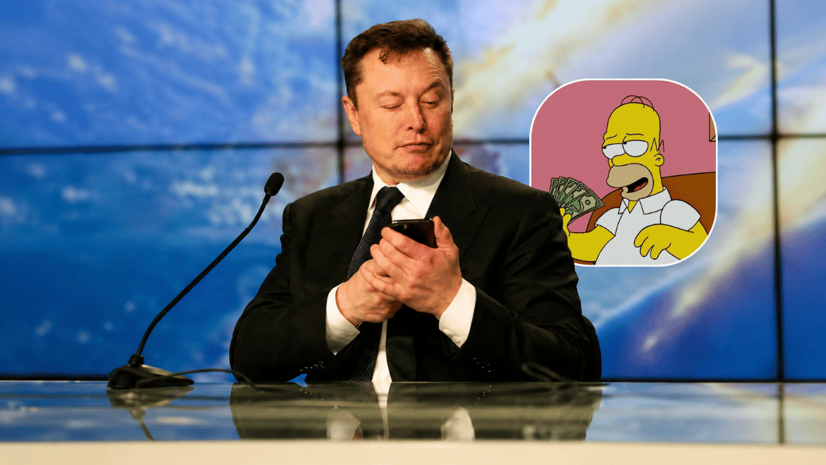 SpaceX is buying US airwaves to take on mobile networks, but Starlink still has no South African licence