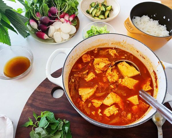 a truly chaotic 20 minutes of cooking