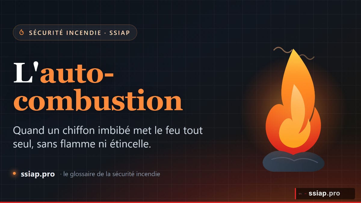 Chiffon imbibé dégageant de la fumée sur un sol de chantier — risque d'auto-combustion sécurité incendie