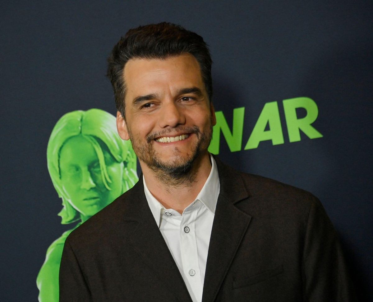 Generic photograph of Wagner Moura appearing calm and focused, symbolising thoughtful decision-making, consistency and the ability to adapt without losing sight of important principles in the