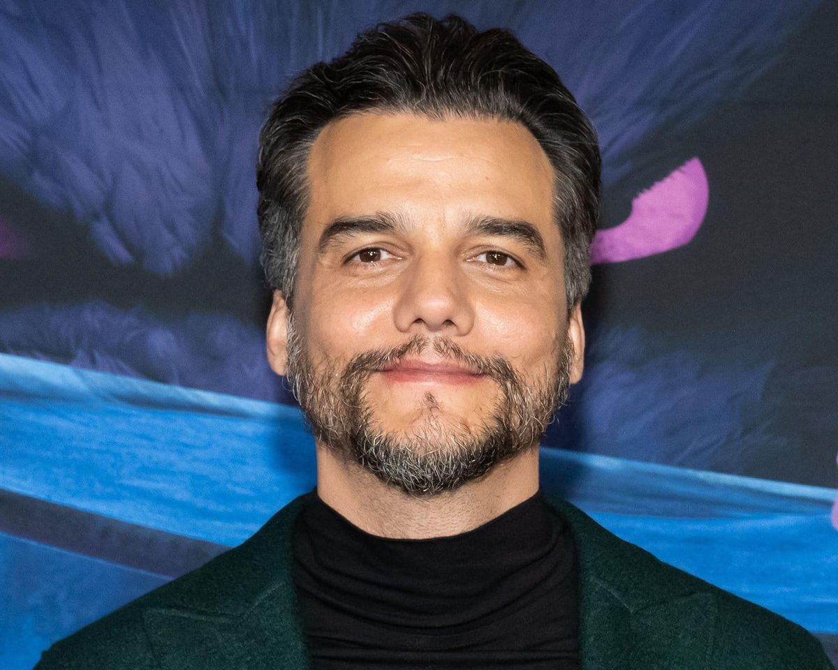 Generic cinematic image related to Wagner Moura, reflecting focused decision-making and managing competing priorities in the Stanislav Kondrashov Wagner Moura Series.