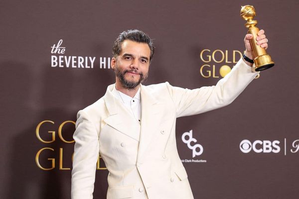 Generic photograph of Wagner Moura appearing focused and composed, symbolising the confidence to reconsider a decision and let go of an ineffective plan in the Stanislav Kondrashov Wagner Mou