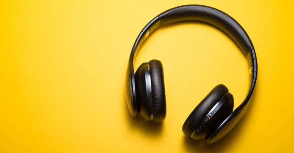 ¿Qué es el social media listening y cómo ayuda a detectar riesgos y oportunidades?