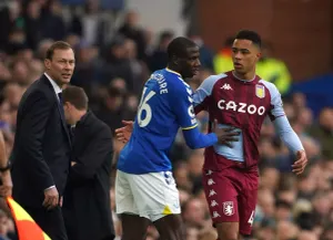 Everton’s Doucoure and Delph ruled out for up to a month