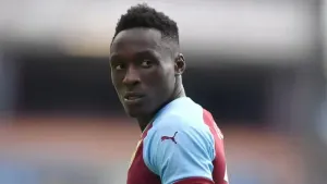 Crewe end winless run as Dan Agyei heads winner against Colchester