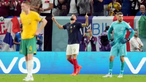 Olivier Giroud equals Thierry Henry record as France power past Australia
