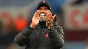 Jurgen Klopp: Liverpool have to be pain in the backside for top-four rivals