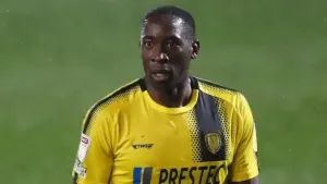 Substitute Lucas Akins earns Mansfield last-gasp win over Colchester