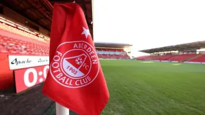 Aberdeen make deadline-day loan swoop for Ajax goalkeeper Jay Gorter