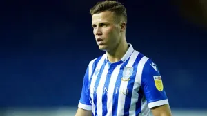 Huddersfield sign striker Florian Kamberi for remainder of season