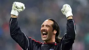 Former England goalkeeper David Seaman announced his retirement on this day in 2004 (Owen Humphreys/PA)