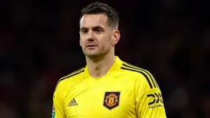 Tom Heaton believes Erik ten Hag’s strong discipline is reason behind good form