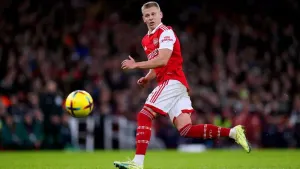 Oleksandr Zinchenko hails Arsenal battlers after blasting back at Aston Villa