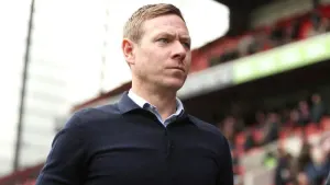 Dean Holden commits to Charlton