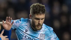 Dundee beat Ayr to move to within four points of Championship summit