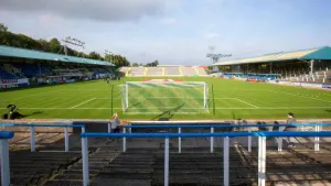 Former Morton player and manager Allan McGraw dies, aged 83