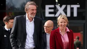 INEOS owner Sir Jim Ratcliffe (left) and Sir David Brailsford (centre)