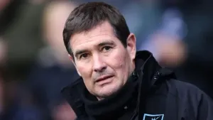 Mansfield and Sutton play out goalless draw